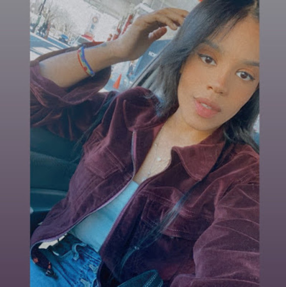 Meet your Posher, Winifer - Picture 1 of 1